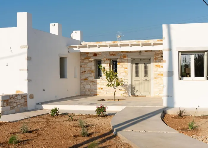 Santa Maria Mare Villa Naousa (Paros)