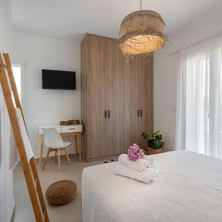 Santa Maria Mare נאוסה