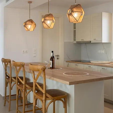 Santa Maria Mare נאוסה