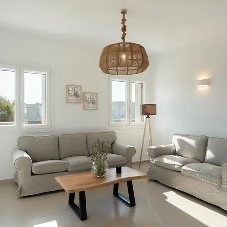 Santa Maria Mare Naoussa