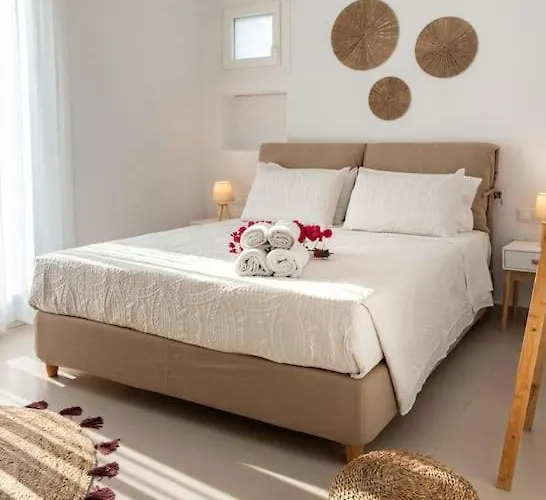 Santa Maria Mare Villa Naousa (Paros)